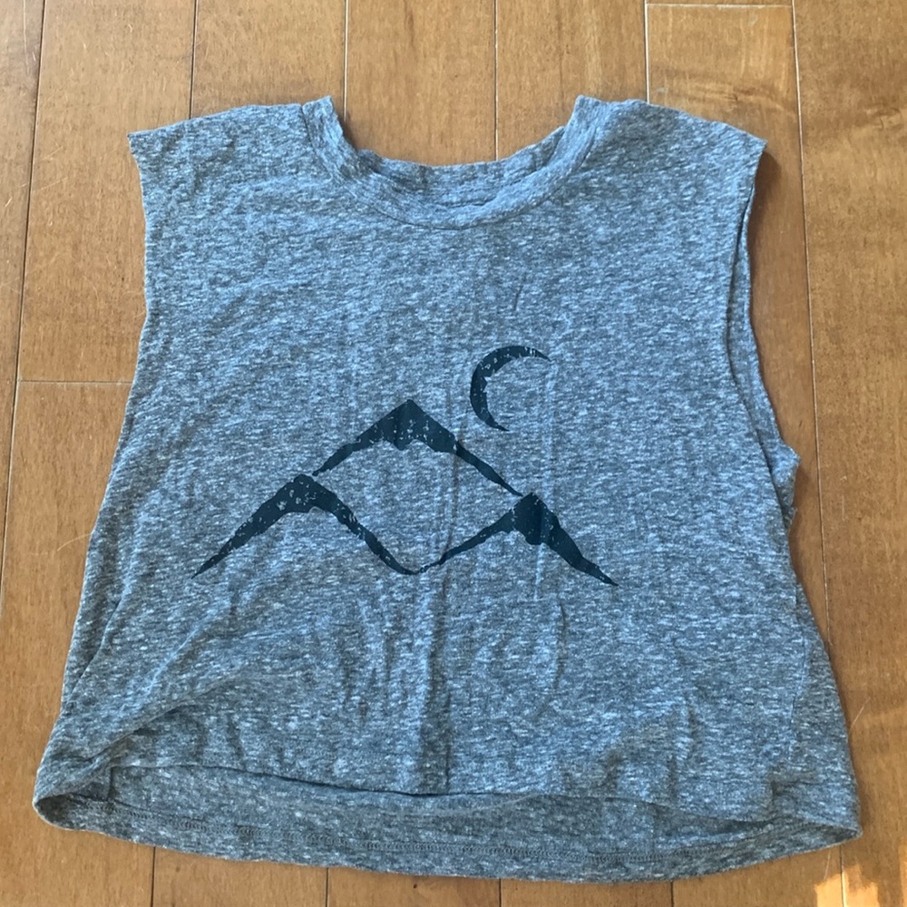 Zyia crop top. Size XS. Gray.